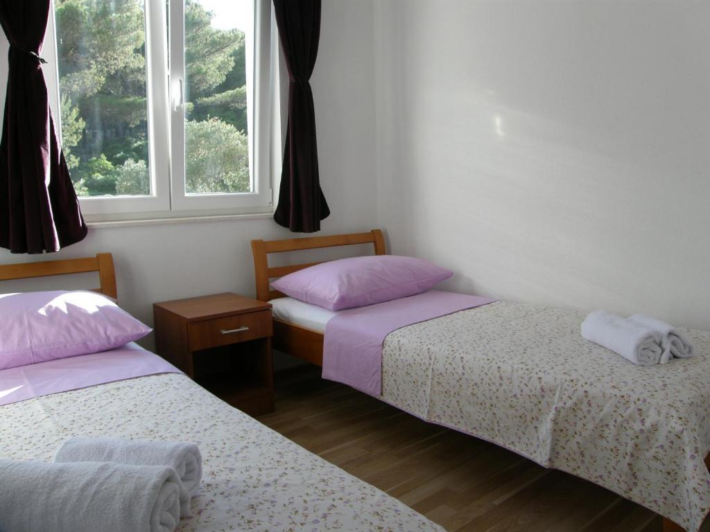 Villa Bella Vista Lumbarda Room photo